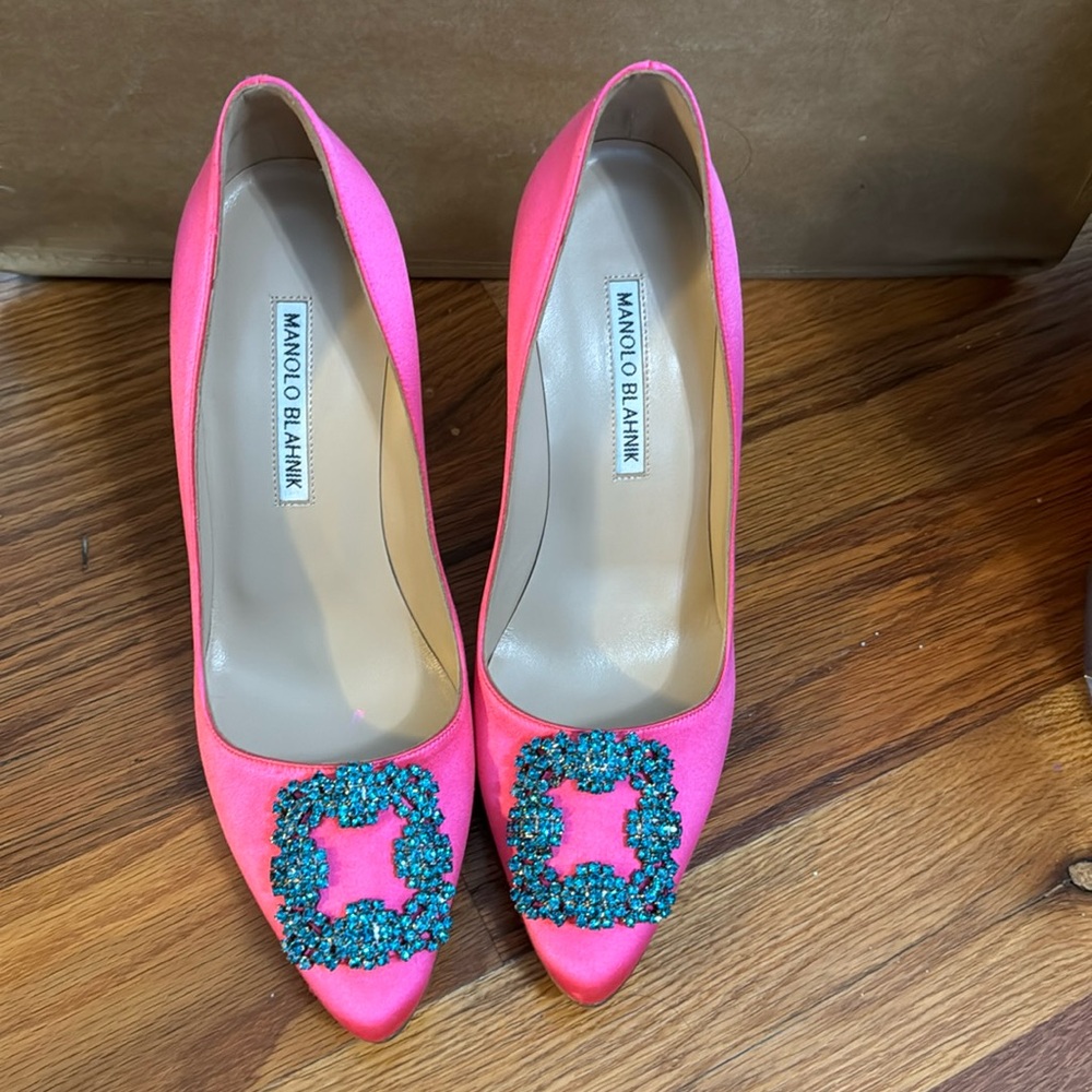 Authentic! Manolo Blahnik